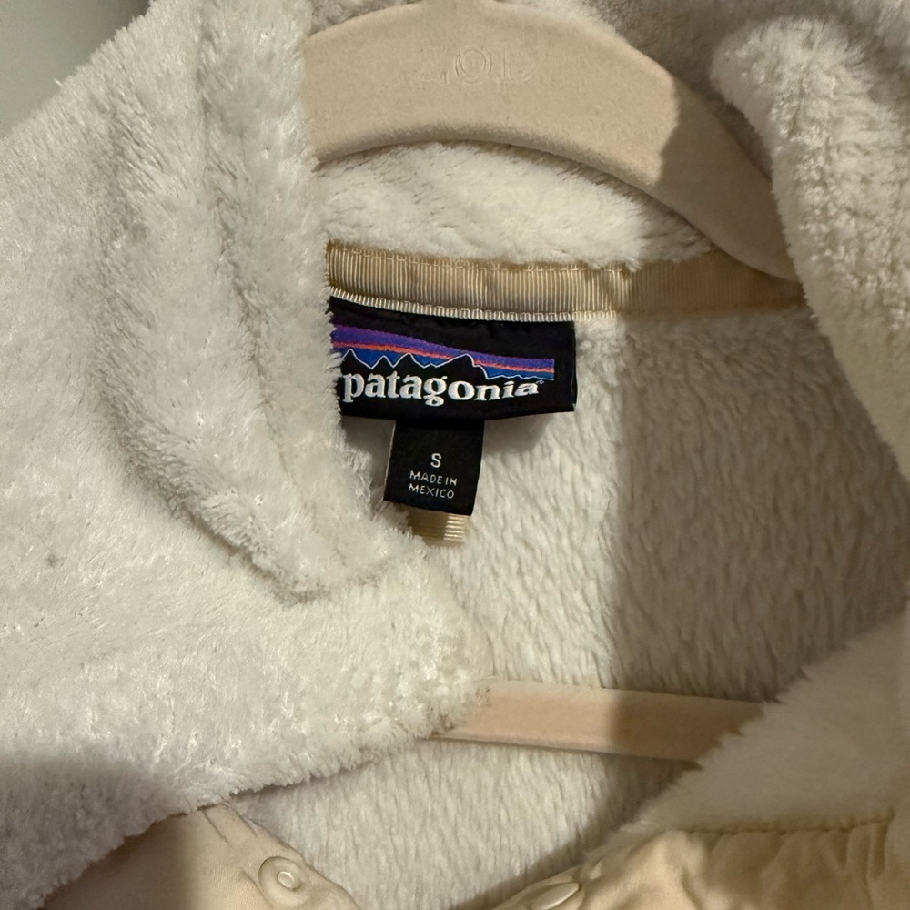 Patagonia Vest and Pullover BUNDLE - Picture 4 of 4